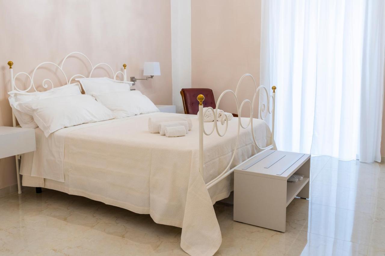 A Casa Dei Miei Hotel Сан Пиетро Вернотико Екстериор снимка