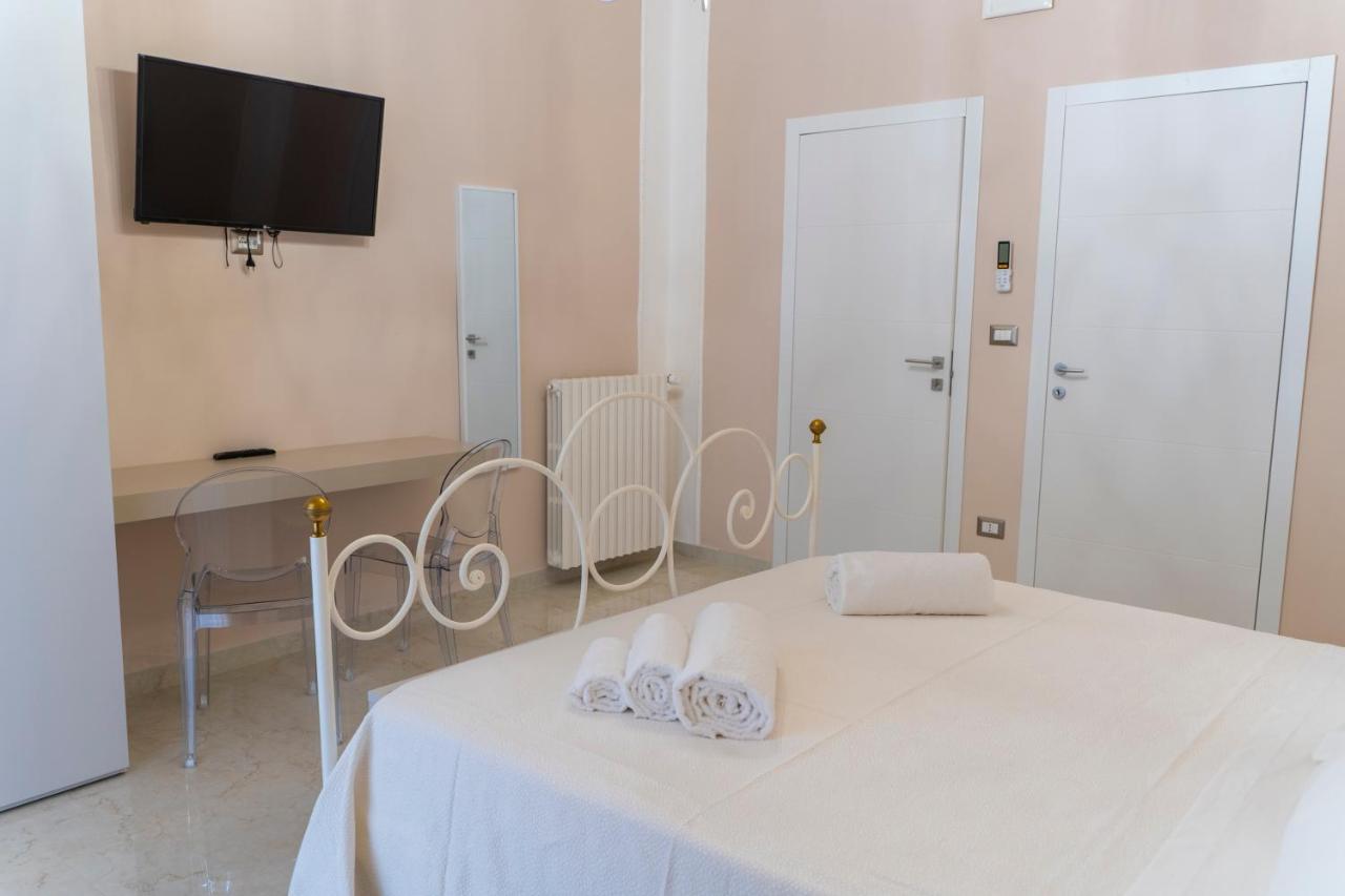 A Casa Dei Miei Hotel Сан Пиетро Вернотико Екстериор снимка