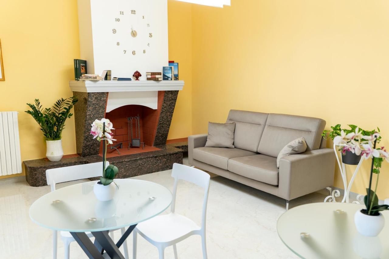 A Casa Dei Miei Hotel Сан Пиетро Вернотико Екстериор снимка